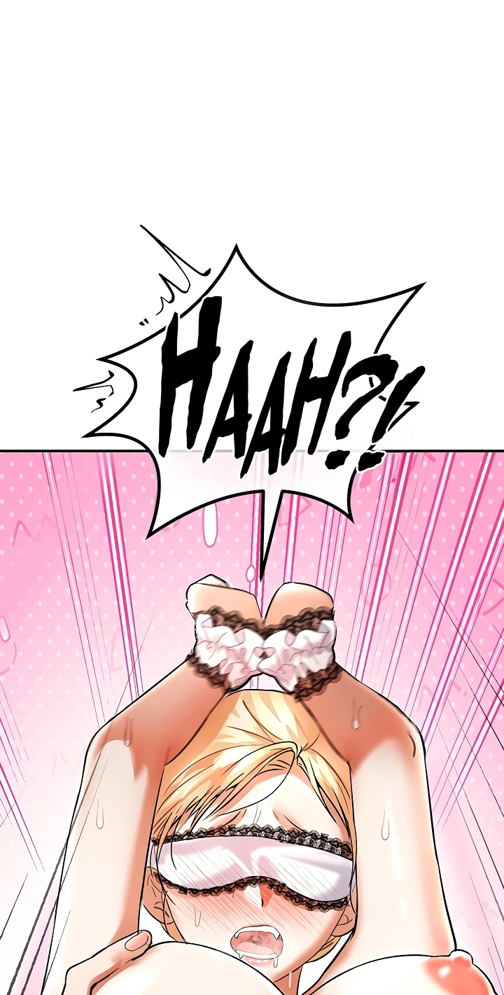 I'm the only guy in the massage parlor. Chapter 10 page 32 - 
