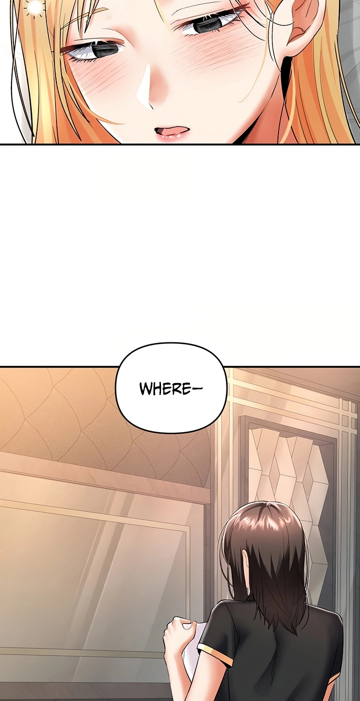 I'm the only guy in the massage parlor. Chapter 11 page 28 - 