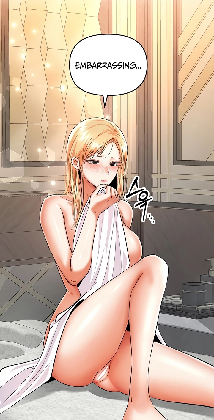 I'm the only guy in the massage parlor. Chapter 11 page 38 - 