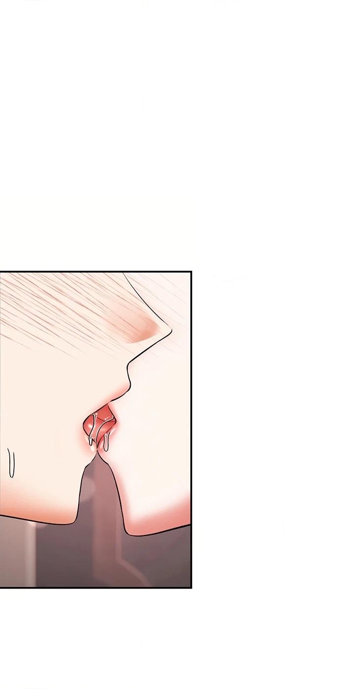 I'm the only guy in the massage parlor. Chapter 11 page 50 - 