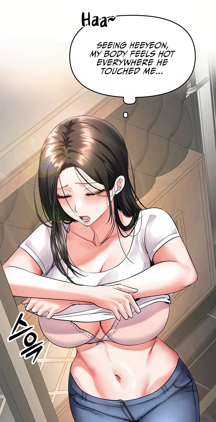 I'm the only guy in the massage parlor. Chapter 11 page 81 - 