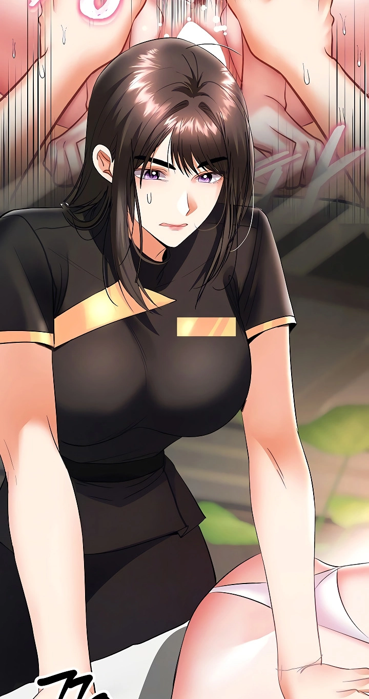 I'm the only guy in the massage parlor. Chapter 12 page 24 - 