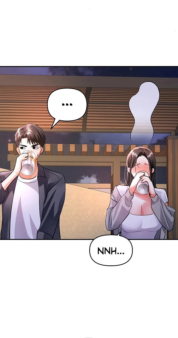 I'm the only guy in the massage parlor. Chapter 13 page 42 - 