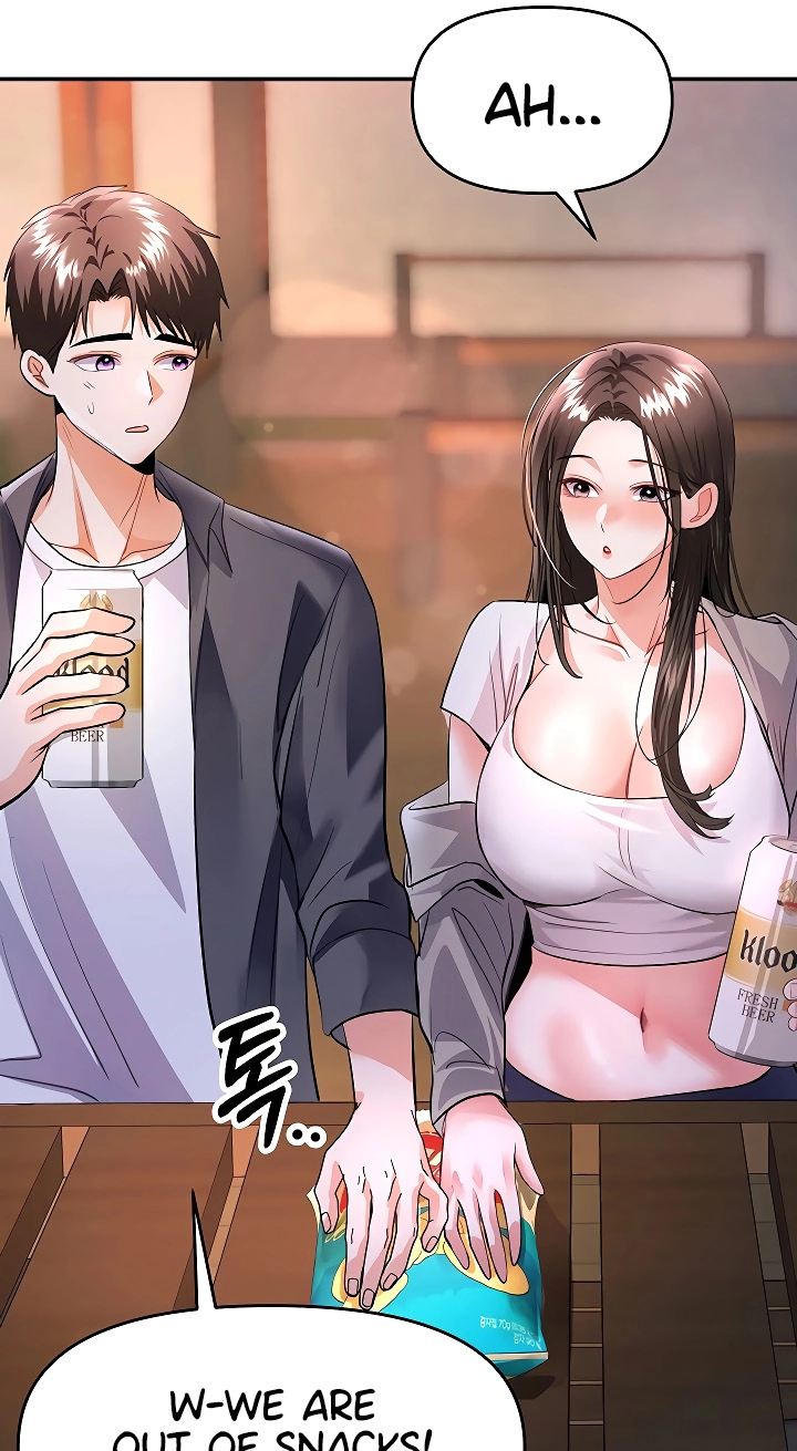 I'm the only guy in the massage parlor. Chapter 13 page 71 - 