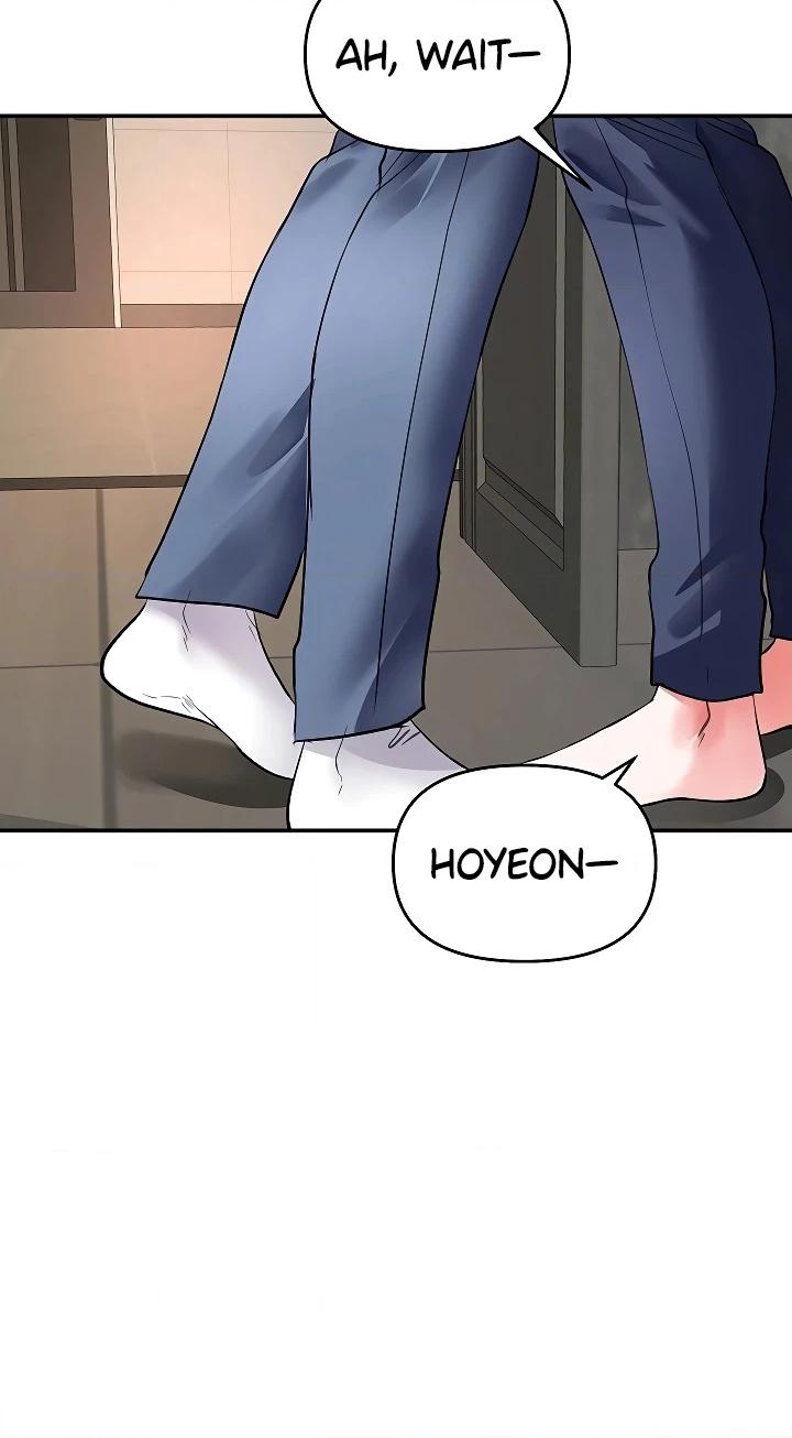 I'm the only guy in the massage parlor. Chapter 13 page 80 - 