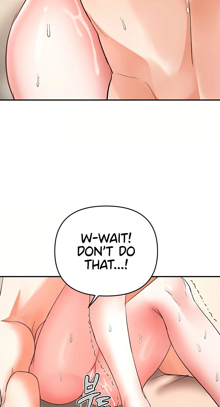 I'm the only guy in the massage parlor. Chapter 14 page 33 - 
