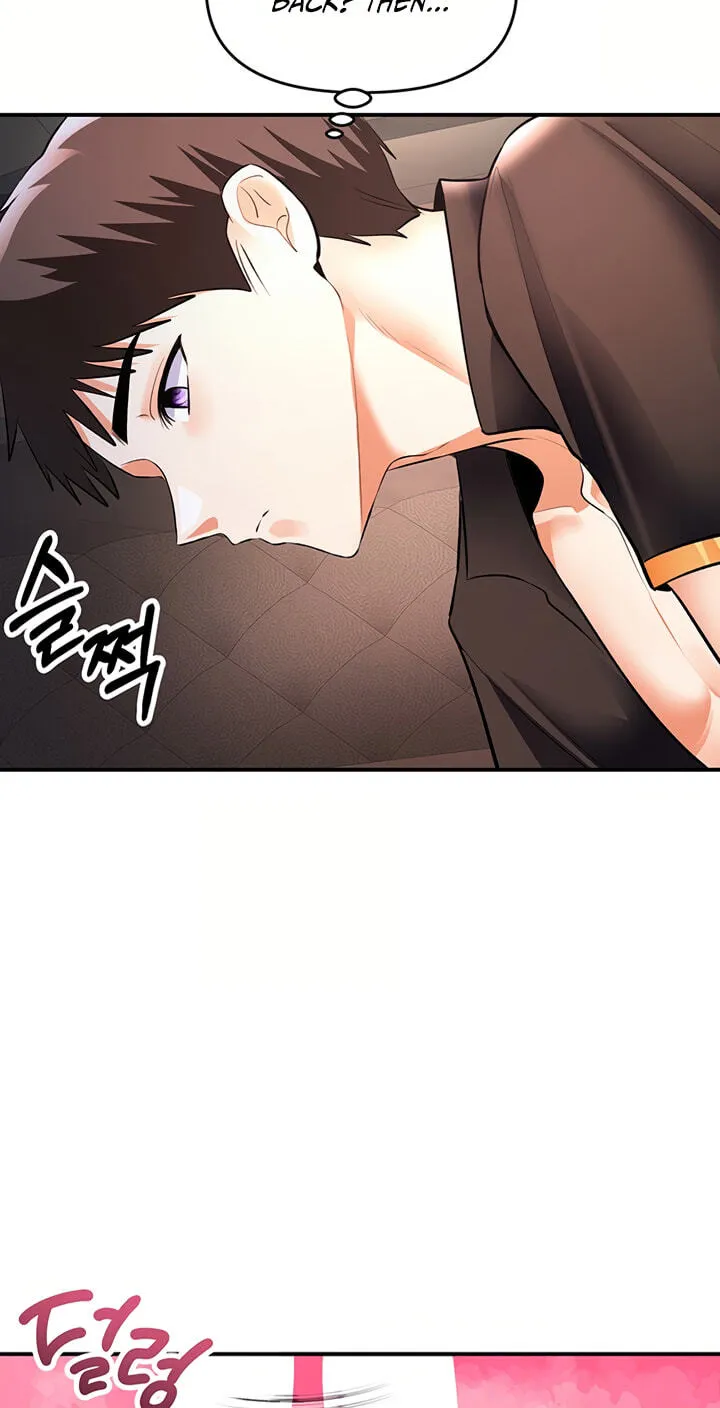 I'm the only guy in the massage parlor. Chapter 19 page 23 - 