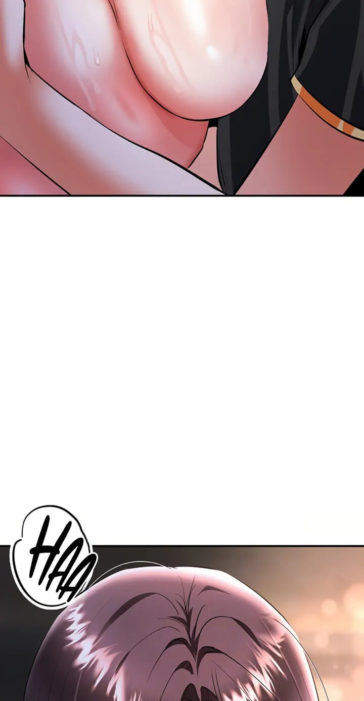 I'm the only guy in the massage parlor. Chapter 21 page 24 - 