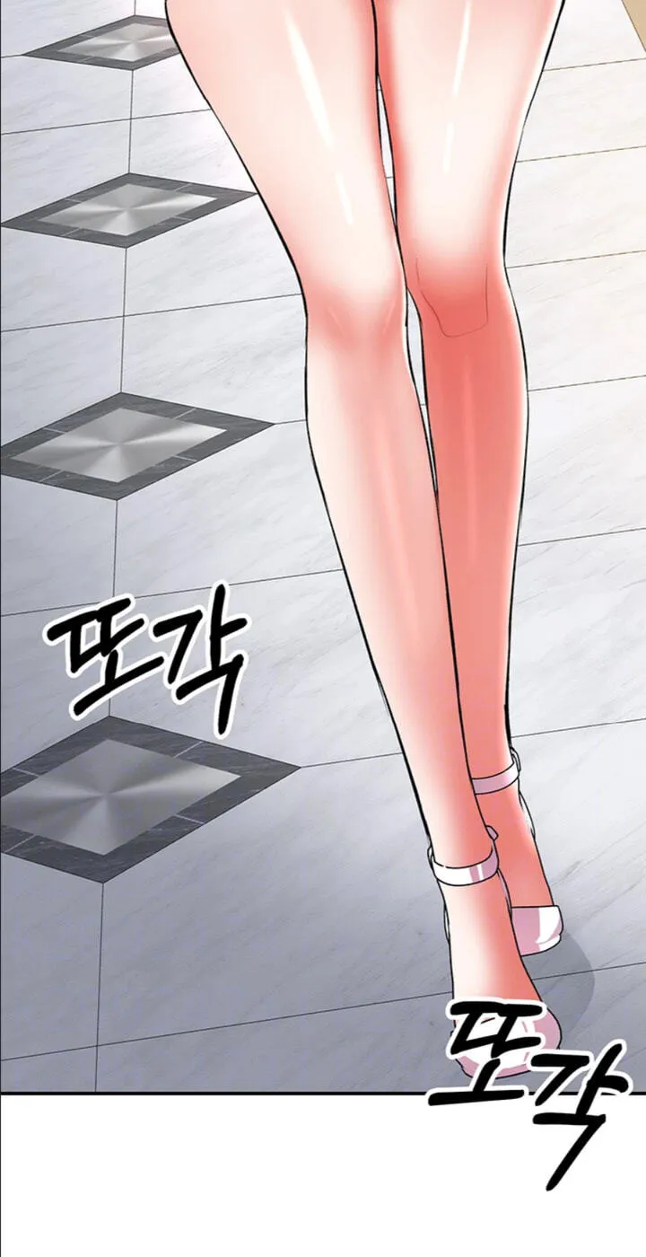 I'm the only guy in the massage parlor. Chapter 22 page 13 - 