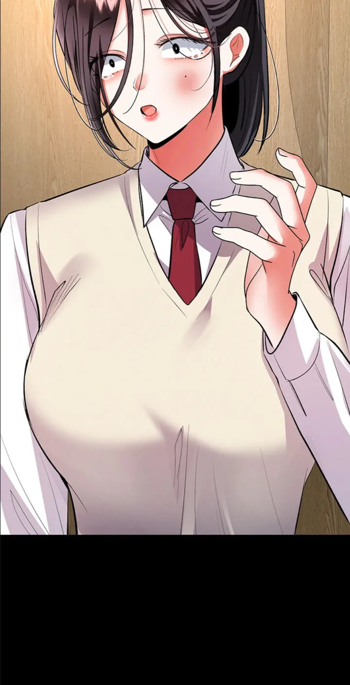 I'm the only guy in the massage parlor. Chapter 22 page 28 - 