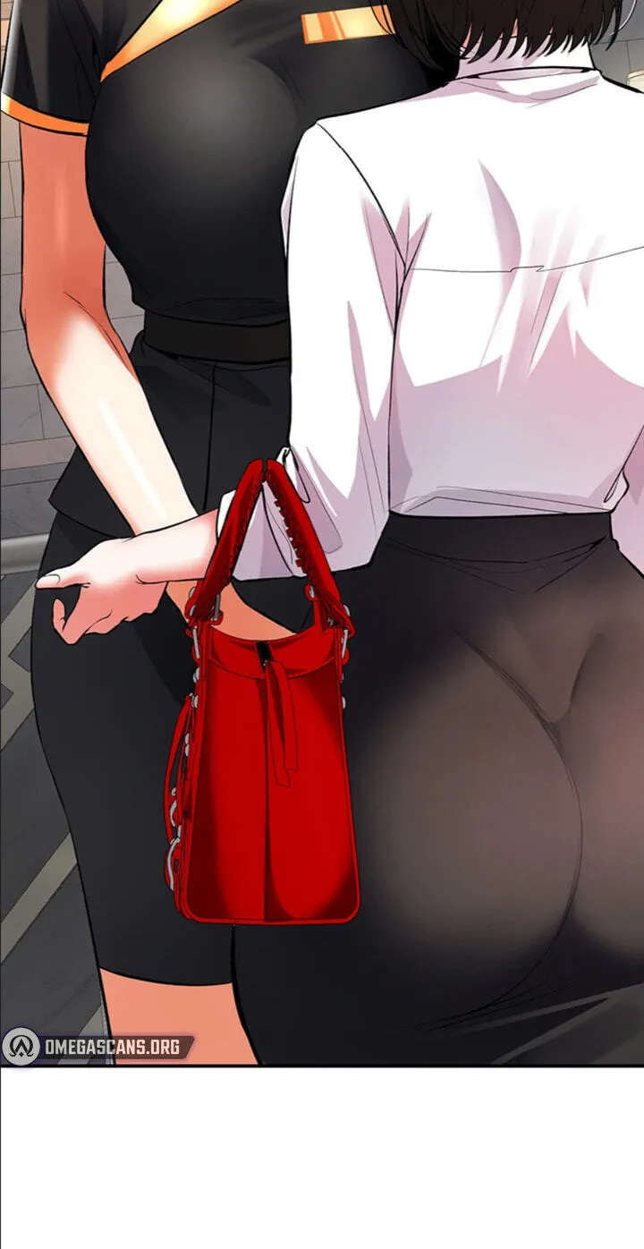 I'm the only guy in the massage parlor. Chapter 22 page 5 - 
