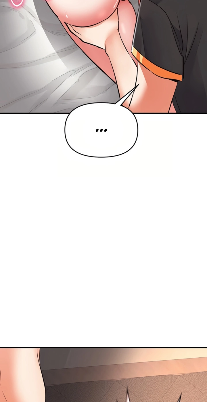 I'm the only guy in the massage parlor. Chapter 24 page 66 - 