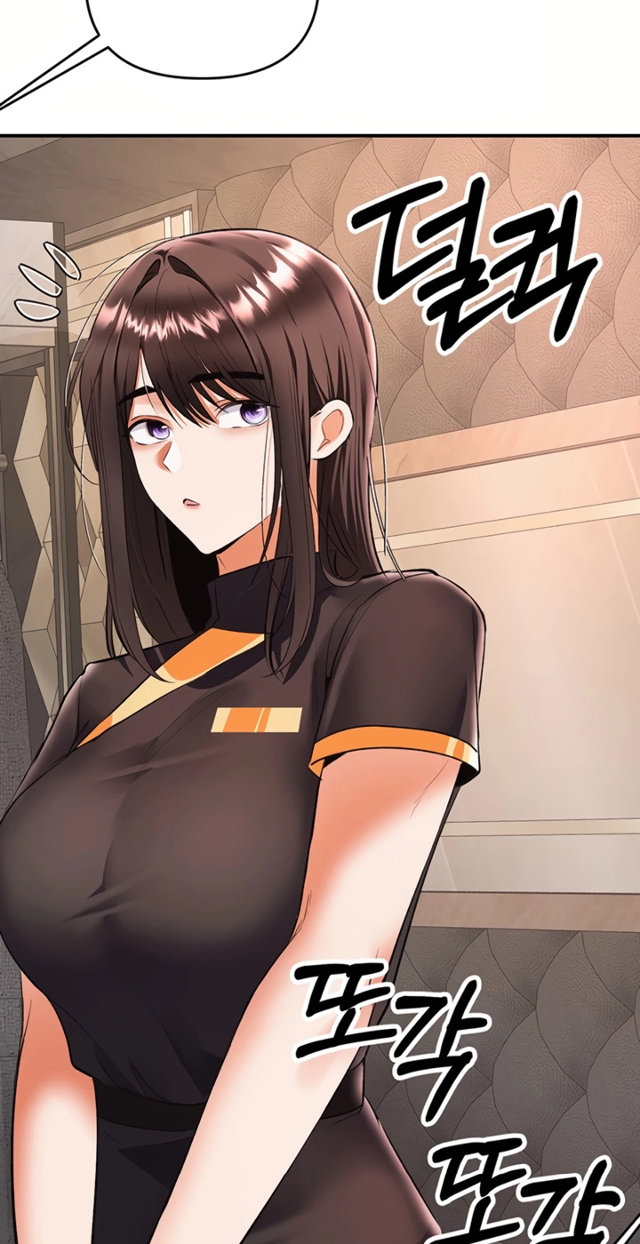 I'm the only guy in the massage parlor. Chapter 24 page 97 - 