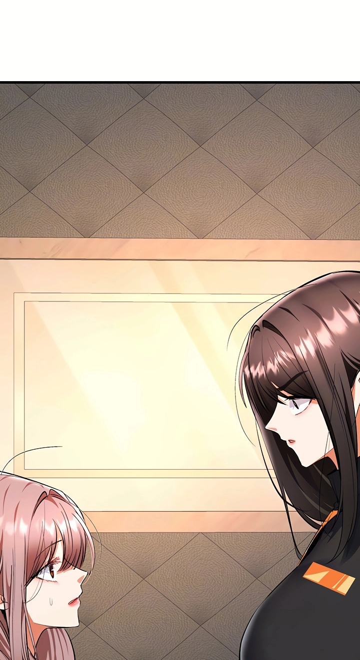 I'm the only guy in the massage parlor. Chapter 25 page 15 - 