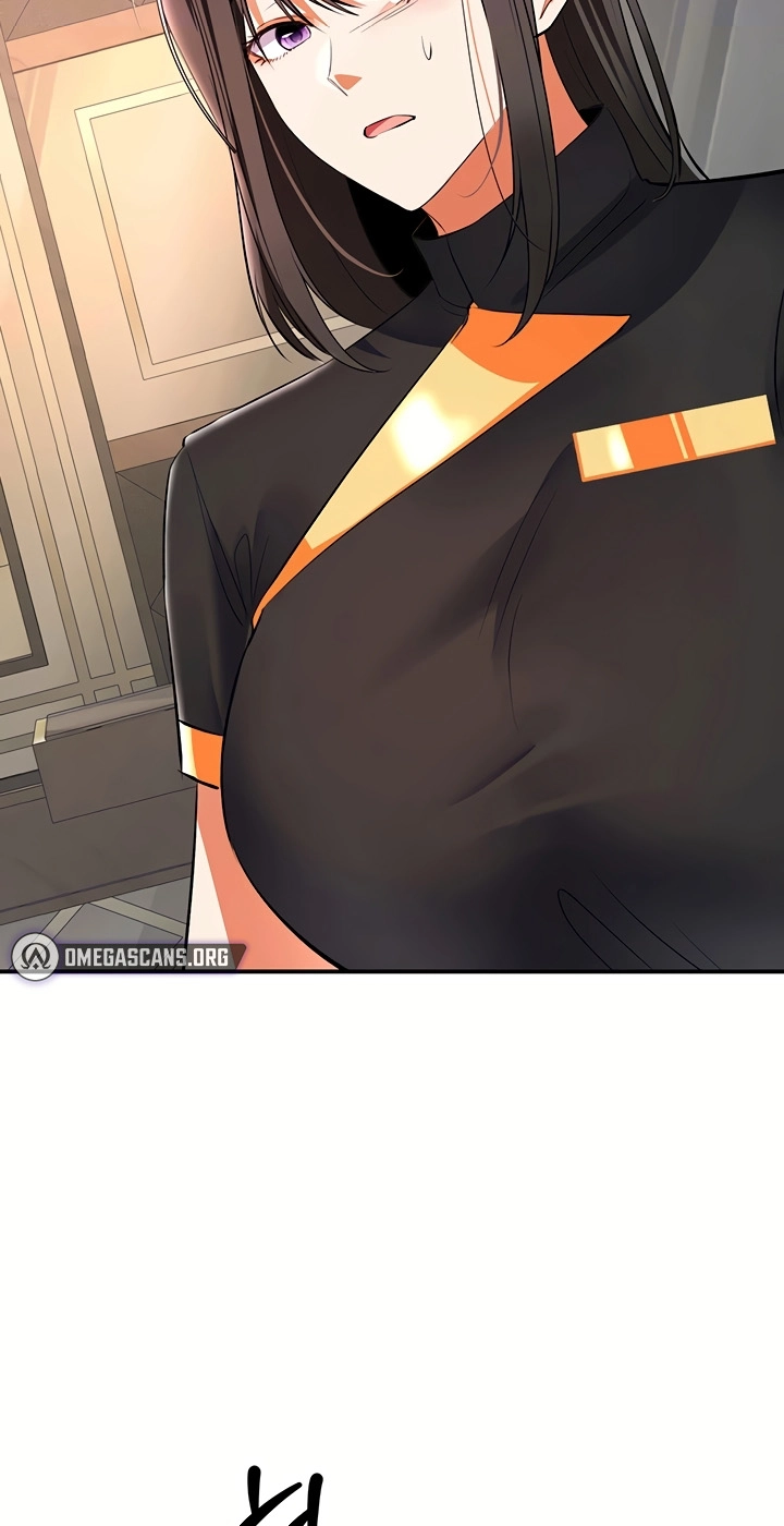I'm the only guy in the massage parlor. Chapter 25 page 28 - 