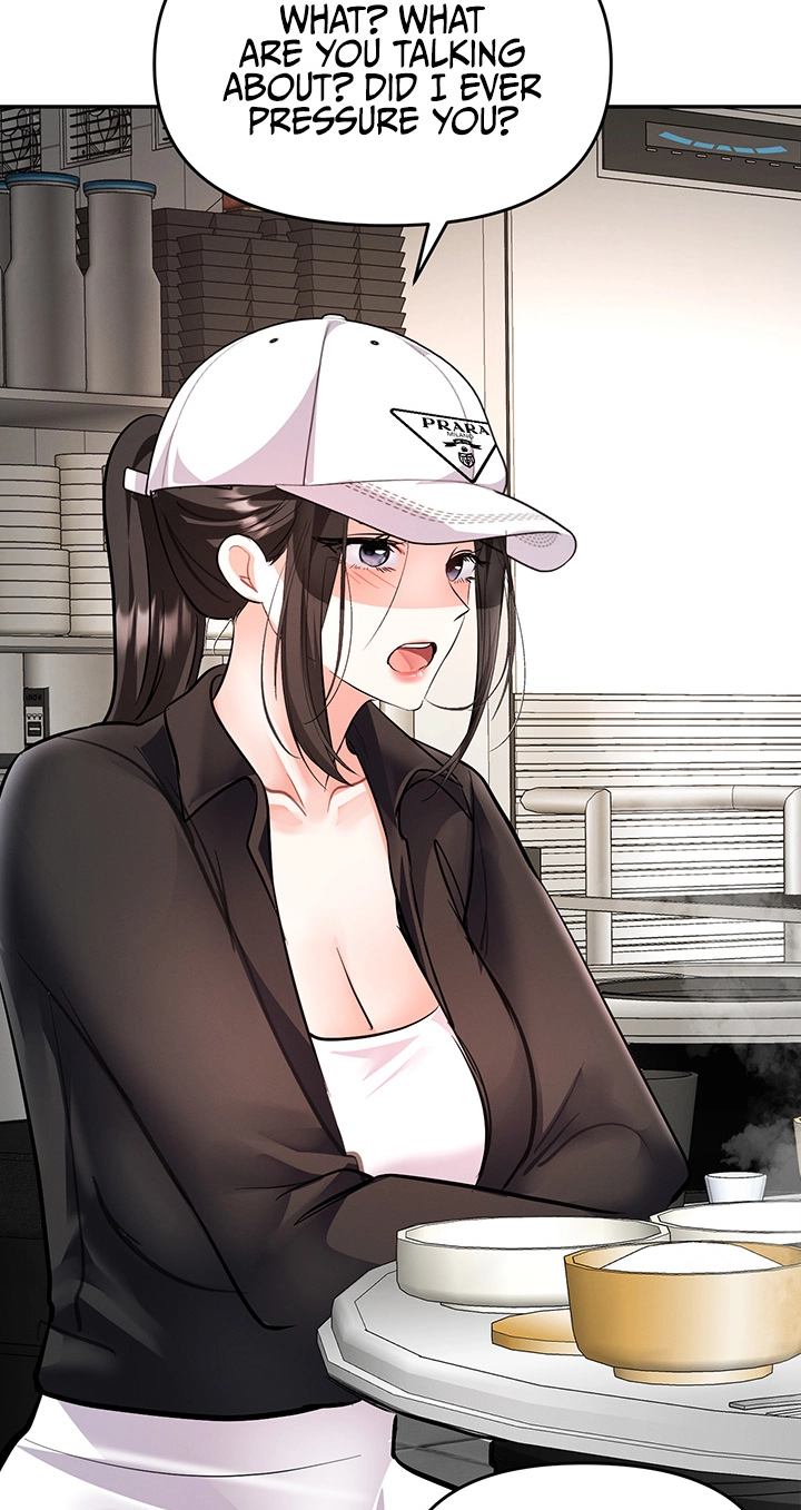I'm the only guy in the massage parlor. Chapter 29 page 4 - 