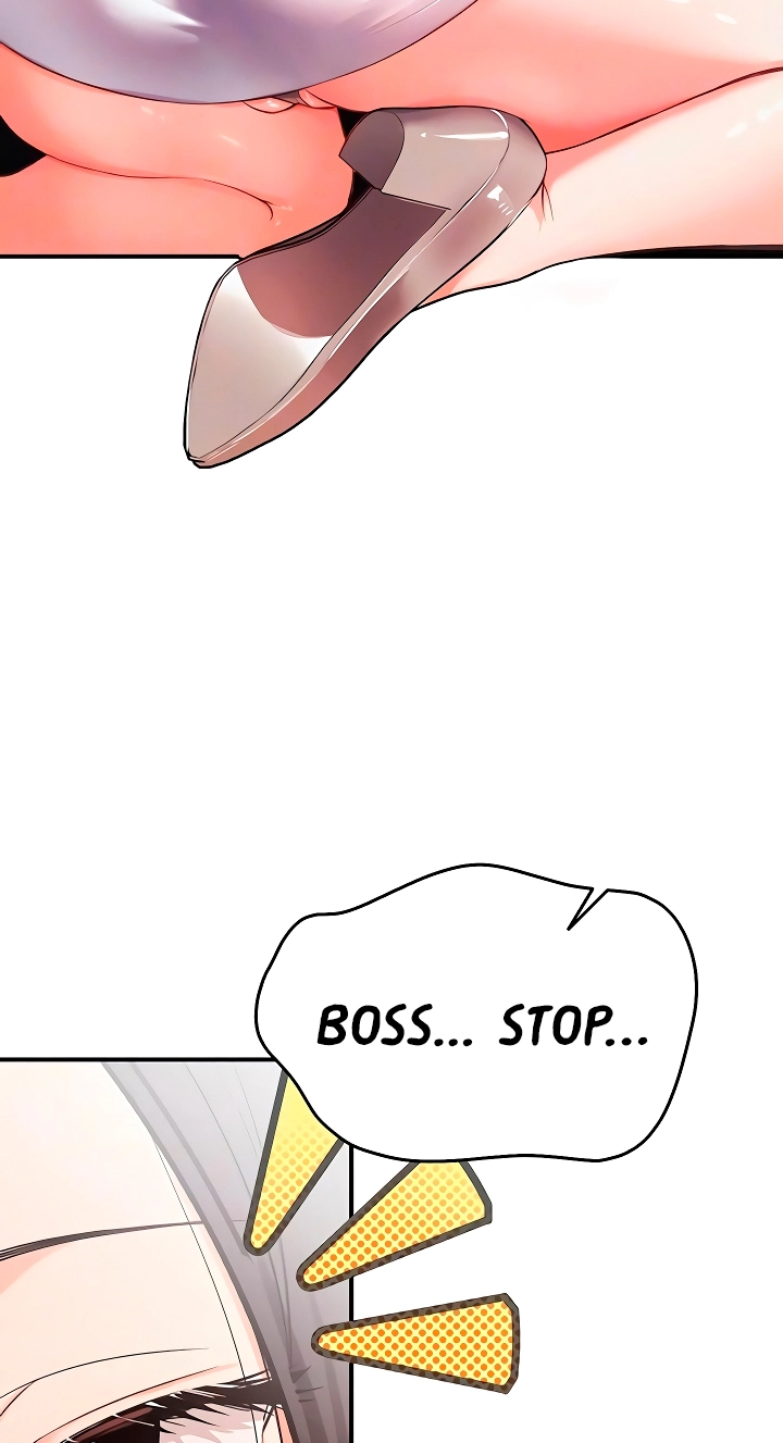I'm the only guy in the massage parlor. Chapter 3 page 16 - 