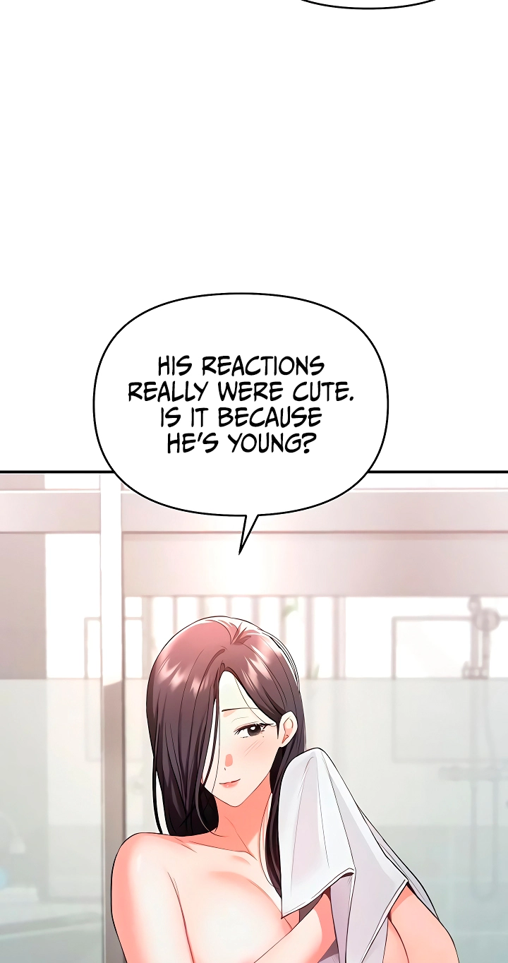 I'm the only guy in the massage parlor. Chapter 3 page 46 - 
