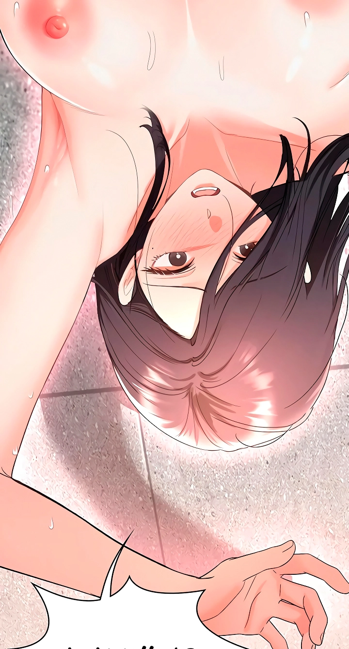 I'm the only guy in the massage parlor. Chapter 3 page 96 - 