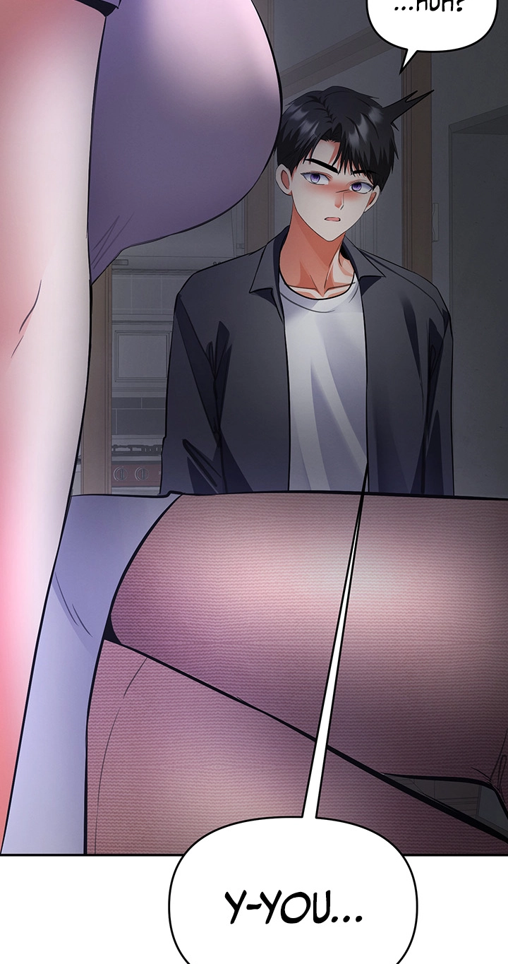 I'm the only guy in the massage parlor. Chapter 30 page 4 - 