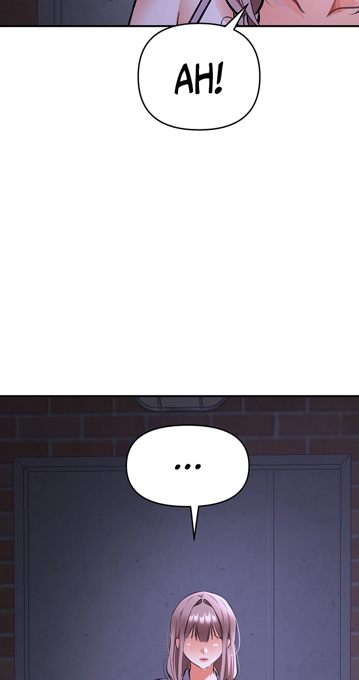 I'm the only guy in the massage parlor. Chapter 31 page 51 - 