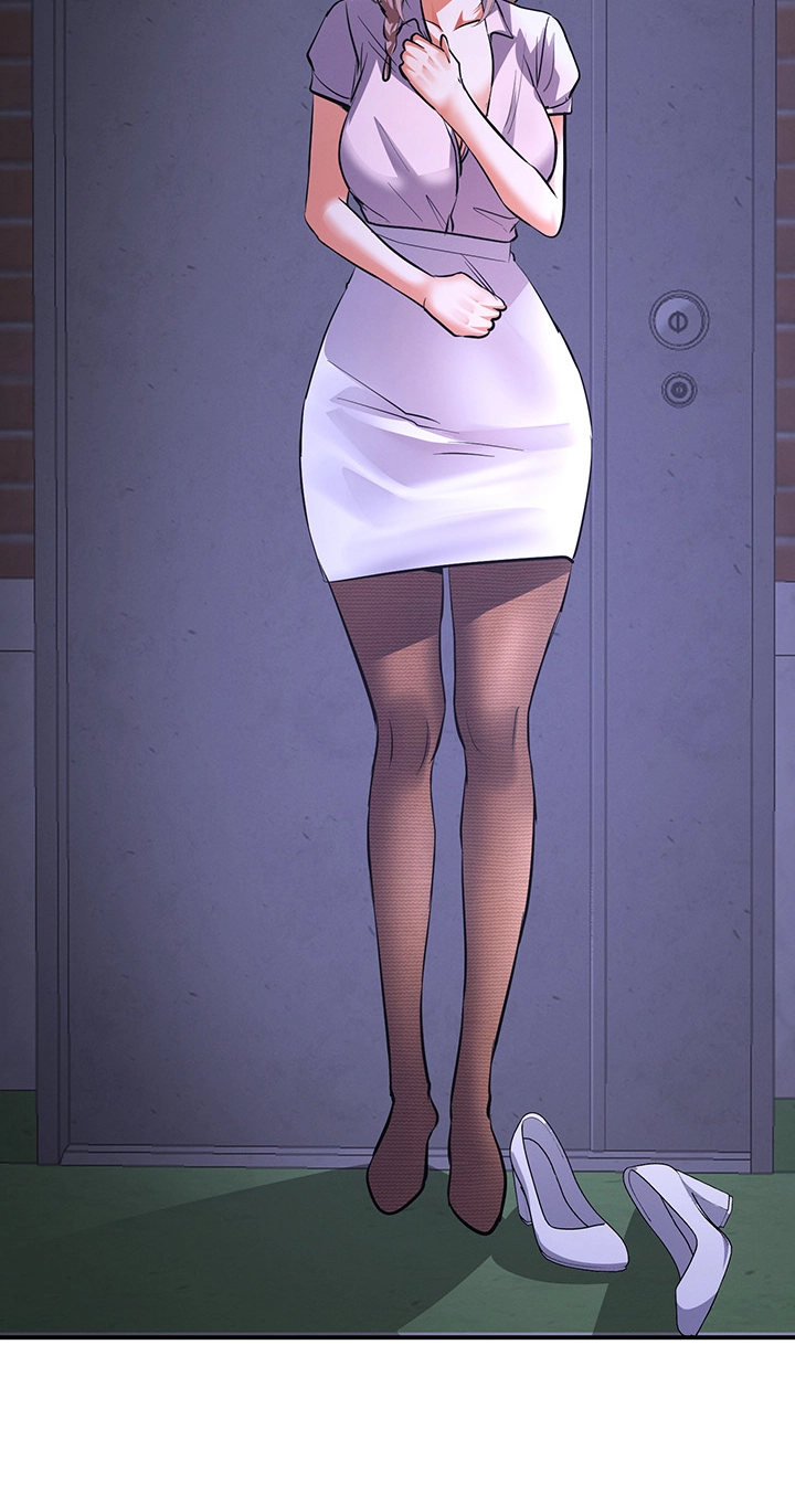 I'm the only guy in the massage parlor. Chapter 31 page 52 - 