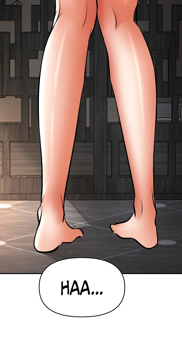 I'm the only guy in the massage parlor. Chapter 32 page 33 - 