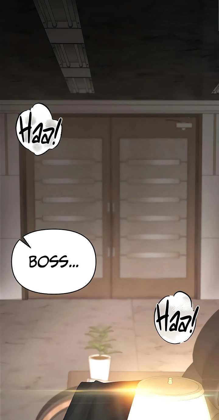I'm the only guy in the massage parlor. Chapter 4 page 12 - 