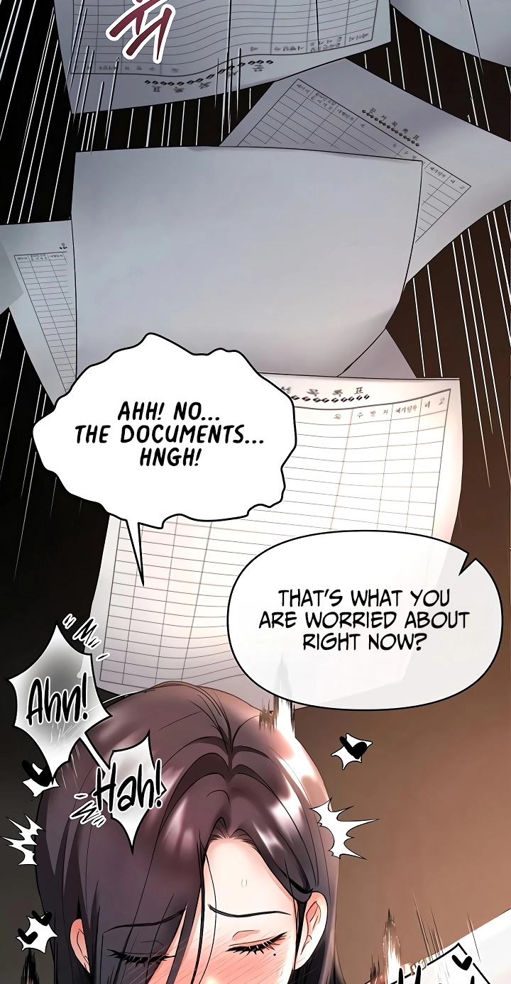 I'm the only guy in the massage parlor. Chapter 4 page 35 - 