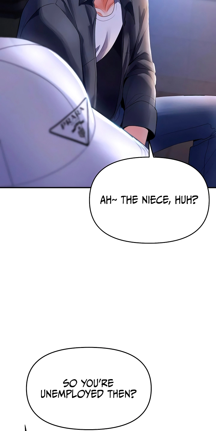 I'm the only guy in the massage parlor. Chapter 5 page 39 - 