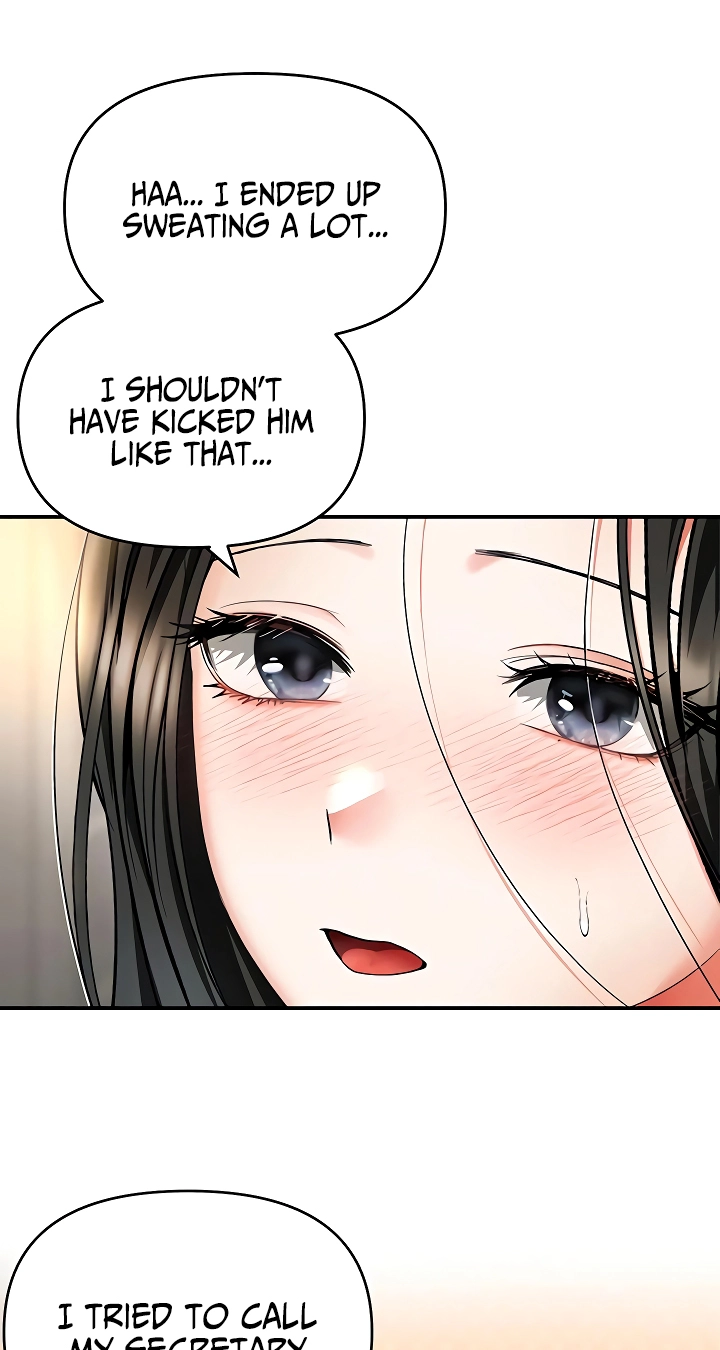 I'm the only guy in the massage parlor. Chapter 6 page 11 - 