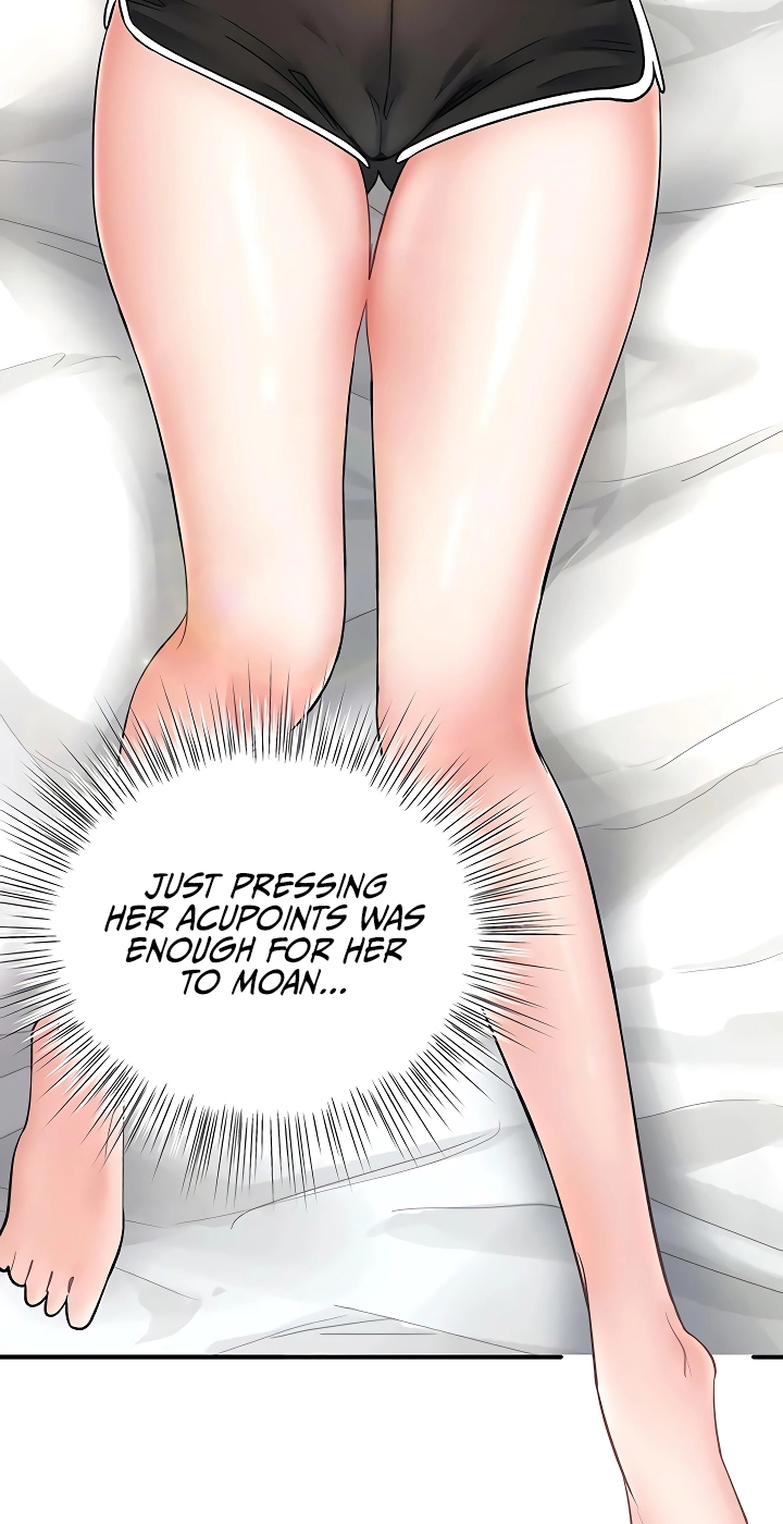I'm the only guy in the massage parlor. Chapter 6 page 62 - 