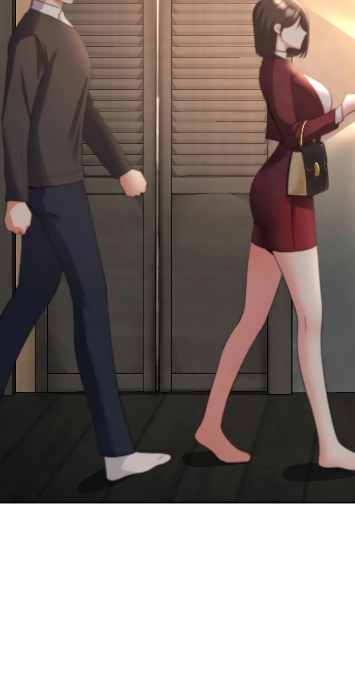 I'm the only guy in the massage parlor. Chapter 6 page 75 - 