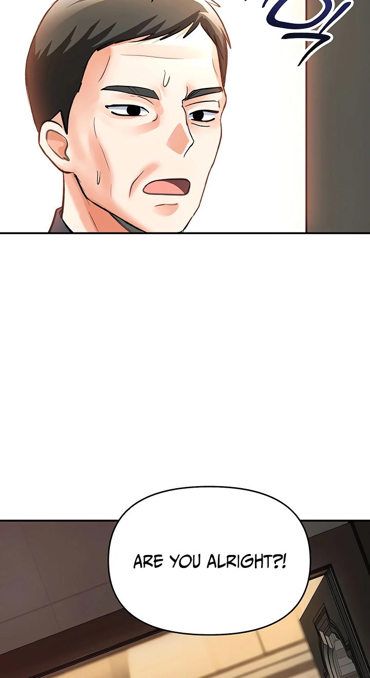 I'm the only guy in the massage parlor. Chapter 8 page 65 - 