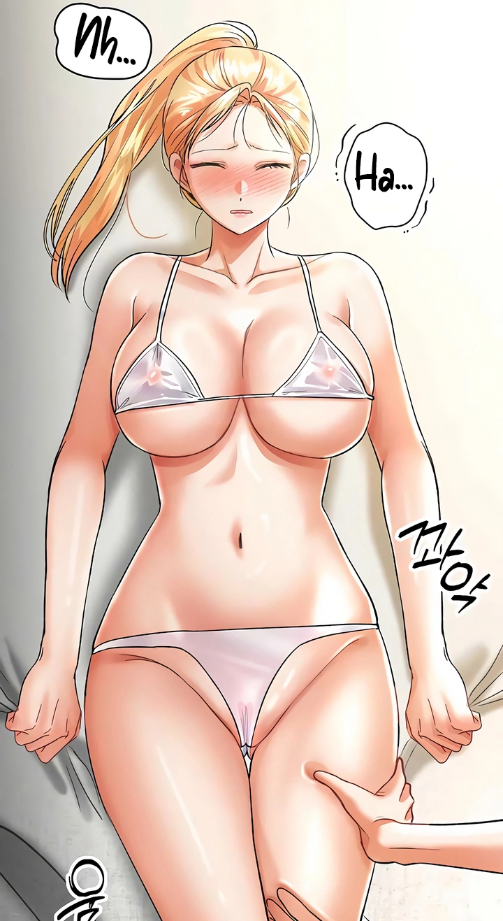 I'm the only guy in the massage parlor. Chapter 9 page 44 - 